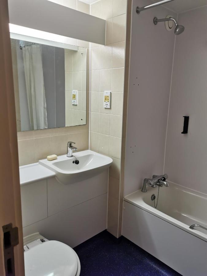 Thurrock Hotel M25 Services Aveley Екстер'єр фото