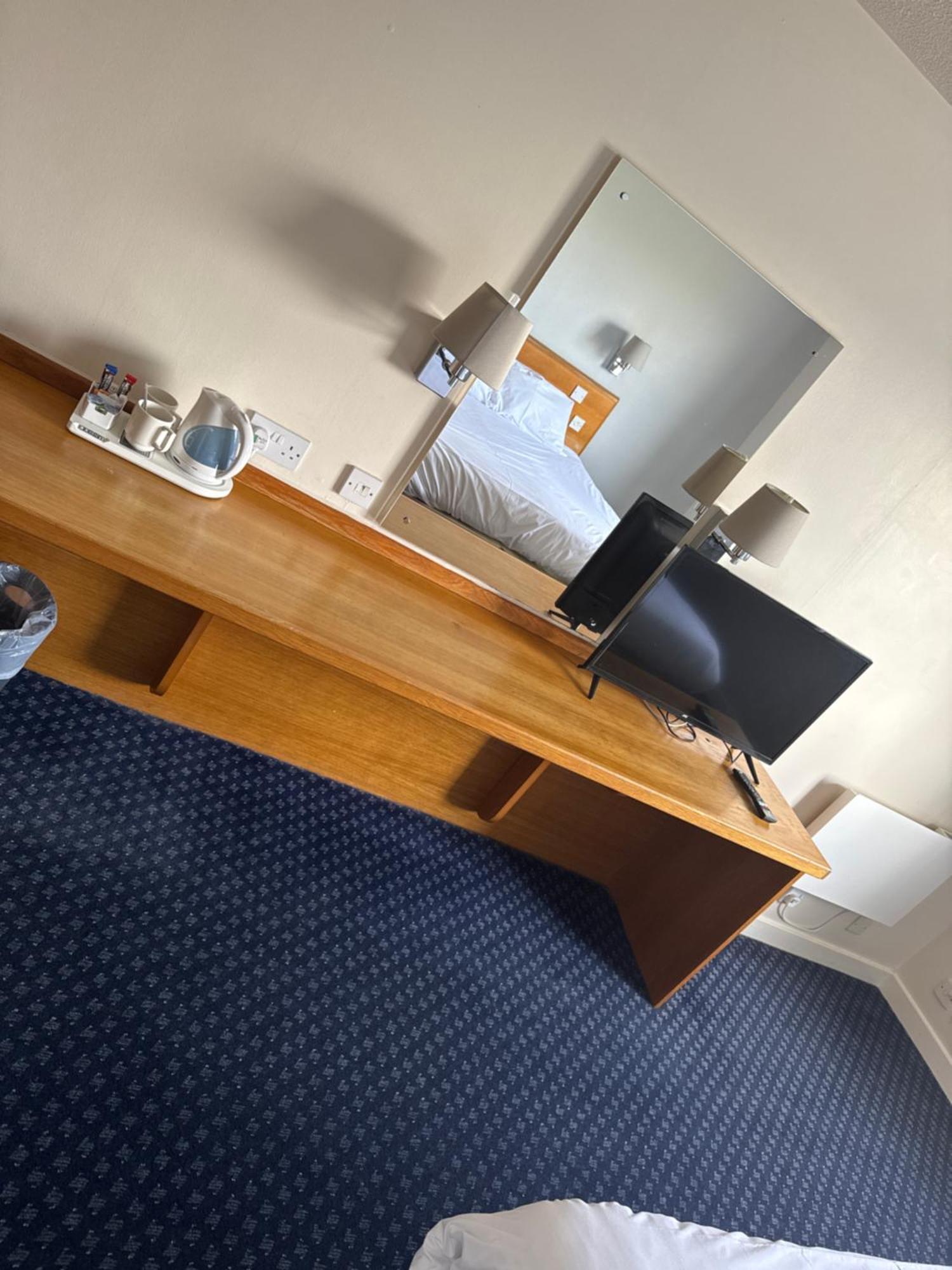 Thurrock Hotel M25 Services Aveley Екстер'єр фото